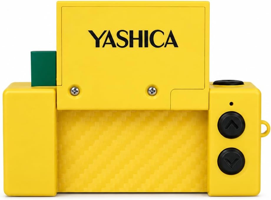 Yashica Funtastic Keychain Camera — PEANUTS GIALLA
