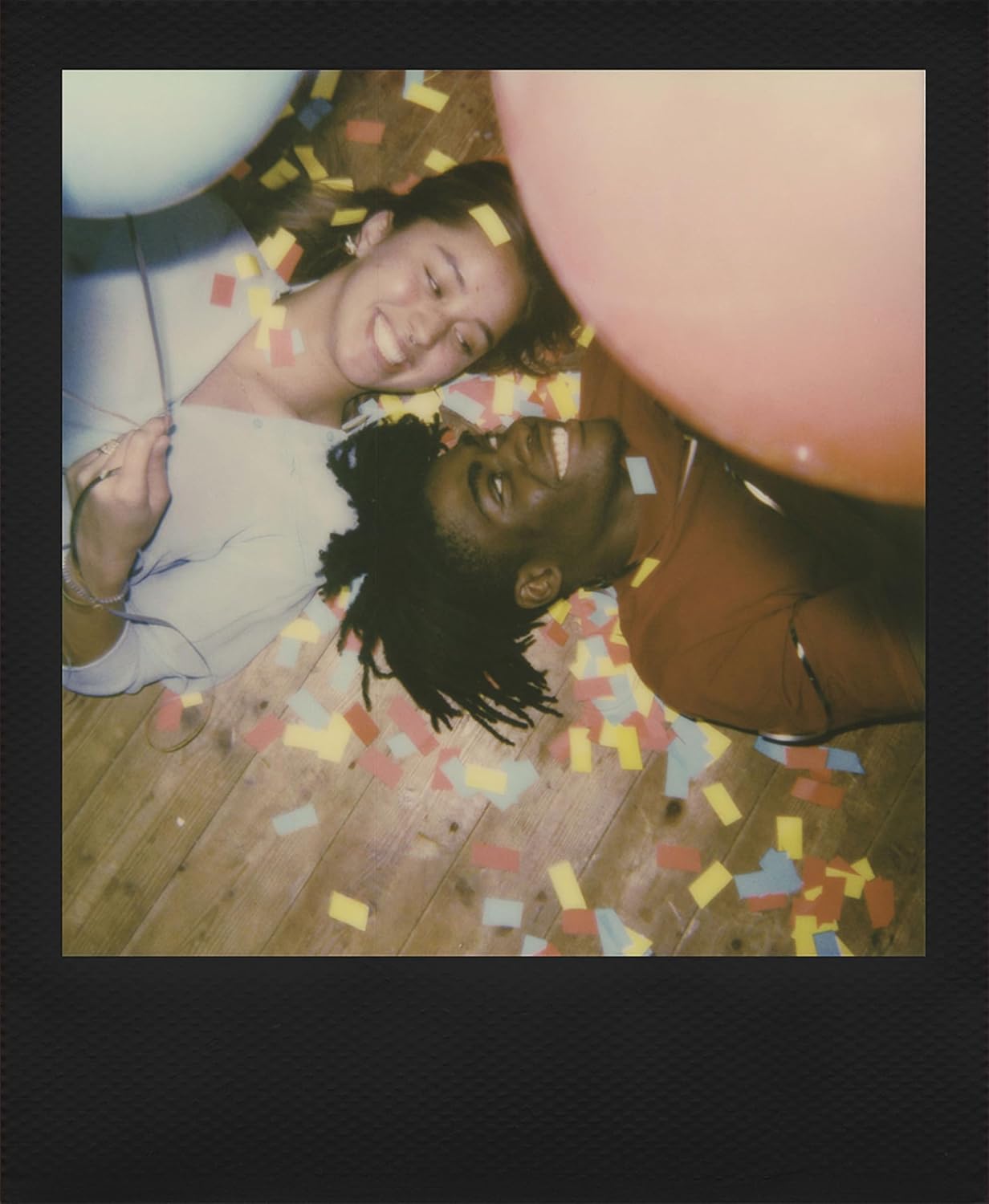 POLAROID i-Type Film Black Frame
